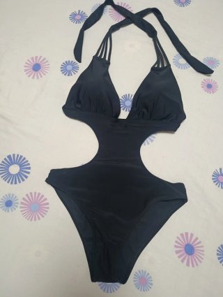 Trikini negro