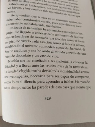 NIADELA ( BEATRIZ MONTAÑEZ)