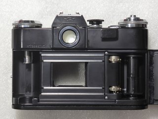 Cámara Zenit E con objetivo y funda