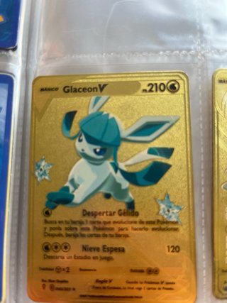 Cartas de Oro Pokémon V y VMAX