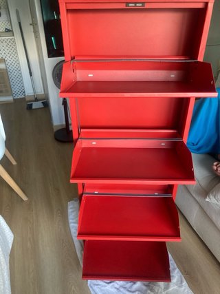 Cajonera roja metálica como nueva