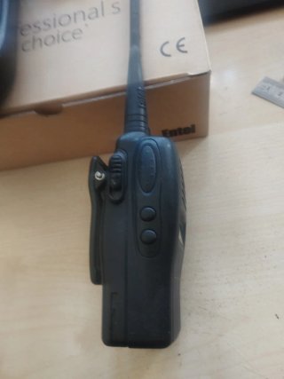 Walkie Talkie Entel con cargador