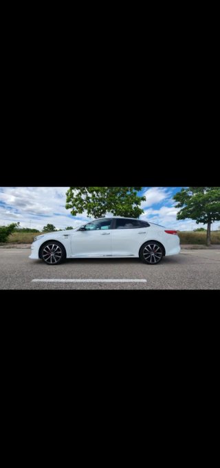 Kia Optima Drive 1.700 CRDI 140CV año 2016