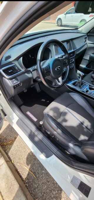 Kia Optima Drive 1.700 CRDI 140CV año 2016