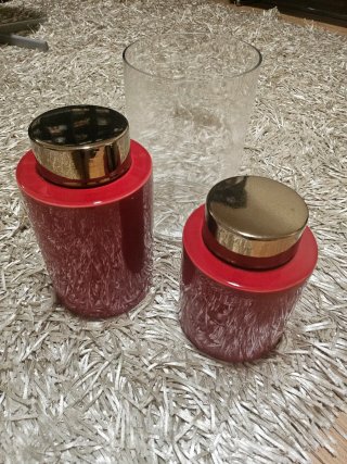 Conjunto 2 Frascos Vermelhos e 1 Jarra
