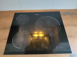 Placa vitrocerámica Zanussi 4 fuegos