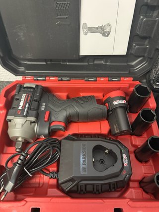 Pack Taladro y Atornillador Parkside 12V