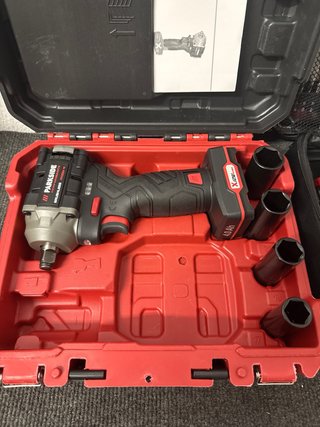 Pack Taladro y Atornillador Parkside 12V