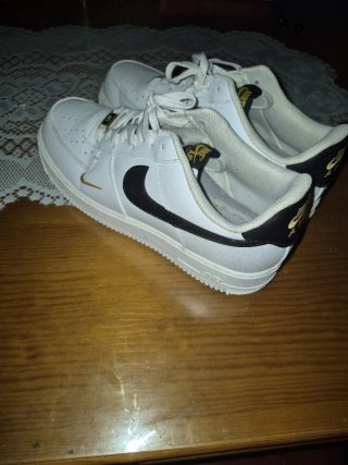 Nike Air Force 1 Blancas Doradas