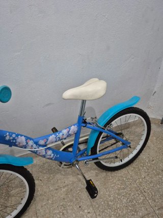 Bicicleta niña Frozen azul con cesta