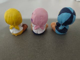 Lote 3 figuras mini baby pelón