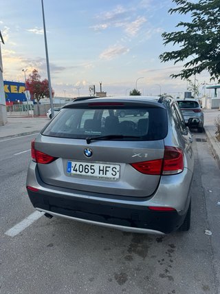 BMW X1 2011