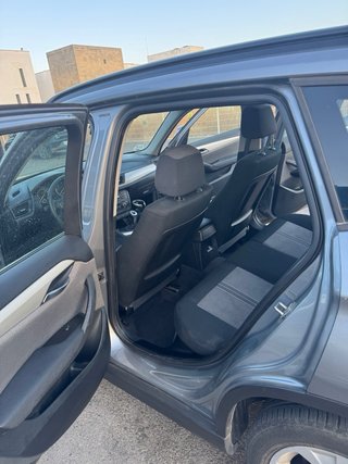 BMW X1 2011