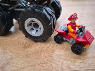 Mega Construccion Hot Wheels Monster Trucks