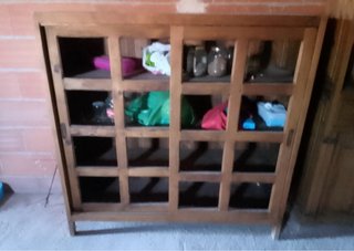 Mueble de madera