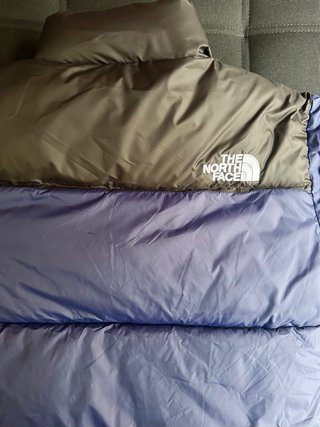 Cazadora The North Face Nuptse Negra y Azul