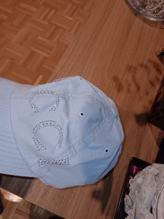 Gorra Gucci Azul con Brillantes