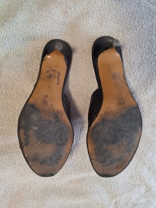 Sandalias Laura amana tacón negras
