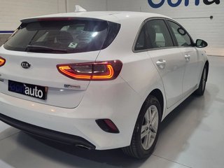 Kia Ceed 1.6 MHEV iMT Drive 100 kW (136 CV)