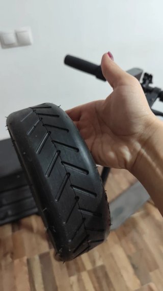 Patinete Eléctrico Roto Xiaomi y Rueda de recambio