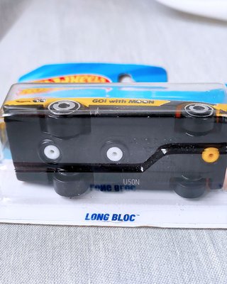 Hot Wheels Long Bloc Amarelo Moon