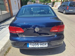 Volkswagen Passat 2011