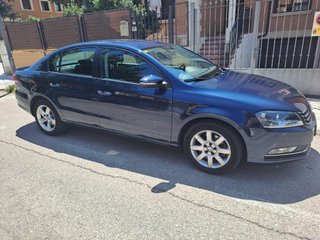 Volkswagen Passat 2011
