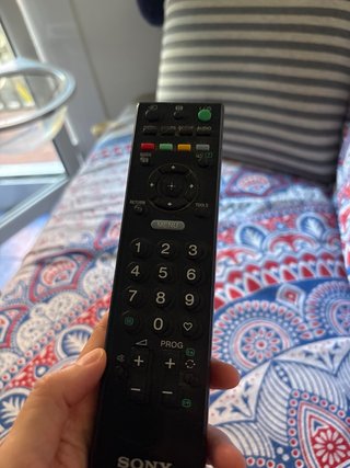 Televisor Sony Bravia Negro + colgador