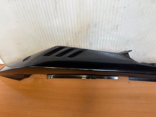 Tapa Lateral Izquierda Suzuki Inazuma 250 12