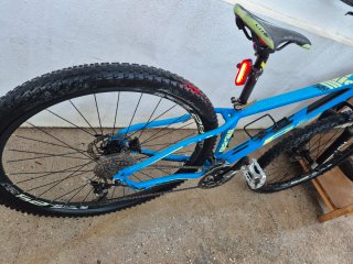 Bicicleta BH Azul con Shimano