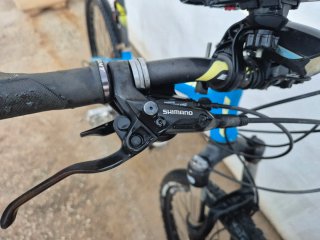 Bicicleta BH Azul con Shimano