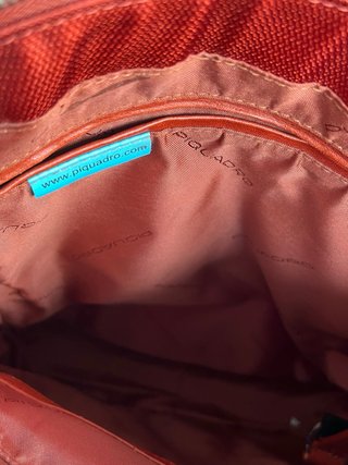 Bolso Piquadro Piel y Tejido Rojo