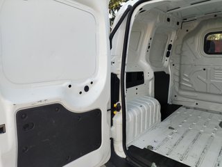FIAT Fiorino-96.400kms-IVA INCLUIDO-2018