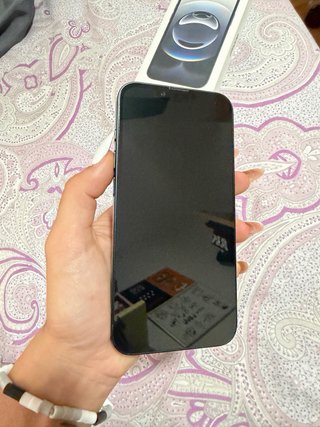iPhone 16e Negro