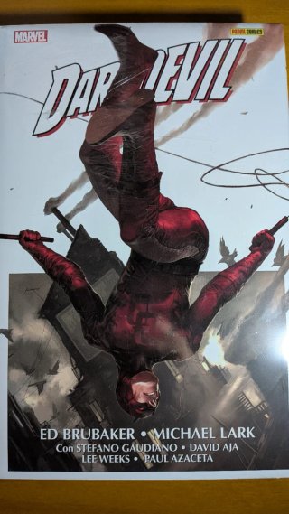 Daredevil Omnibus Brian Michael Bendis y Brubaker
