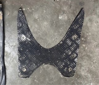 Suelo Yamaha Jog RR Chapa Metálica Negro