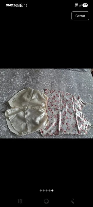 Pijama de raso floral