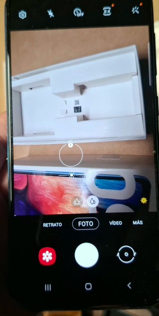 Samsung Galaxy A50 128GB + Funda Spigen