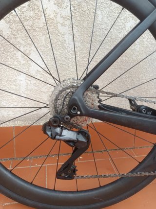 Whistle Vaero Ultegra Di2 Talla 56