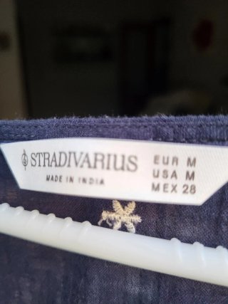 Blusa Stradivarius Azul Marino Bordada Talla M
