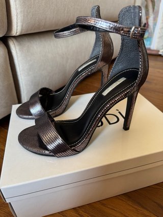 Scarpe con tacco eleganti