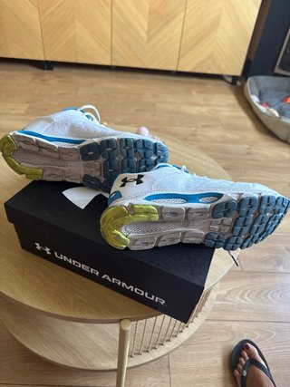 Zapatillas Under Armour HOVR Infinite 44