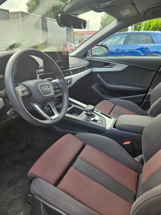 Audi A4 2023
