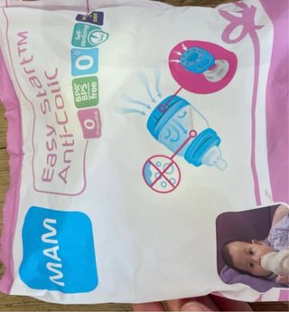 Biberón MAM Easy Start Anti-Colic 0+ sin abrir