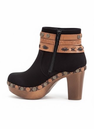 Botines boho antelina negros