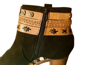 Botines boho antelina negros