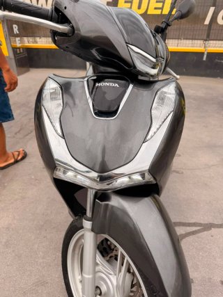 Honda Gris Scooter Moto