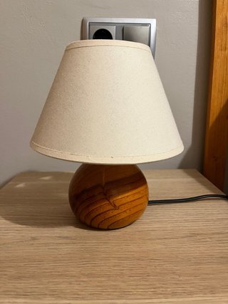 Lámpara mesita de noche