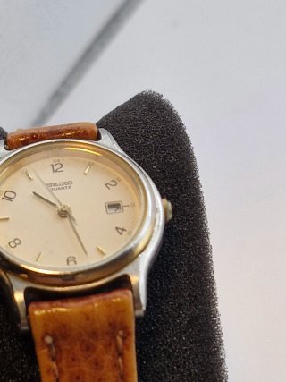 Orologio Seiko Quartz Vintage 3Y02-0061