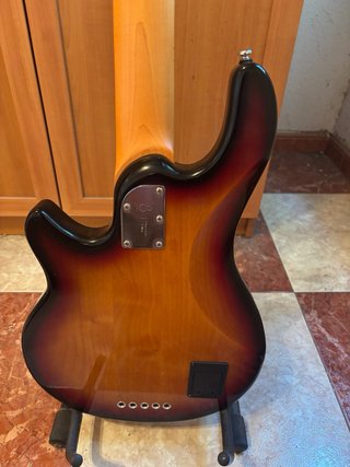 Sire Z7 5 cuerdas 2a.generación